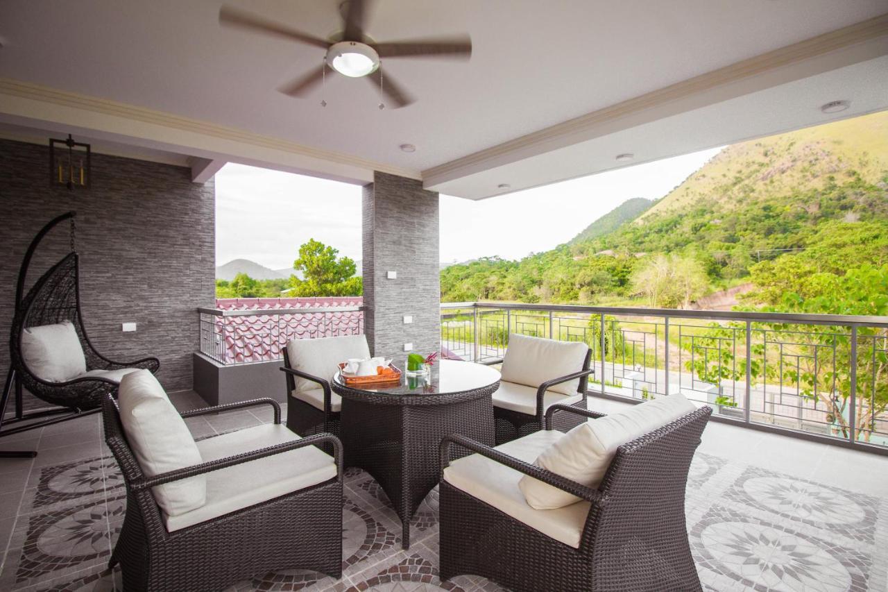 Bella Villa Coron Buitenkant foto