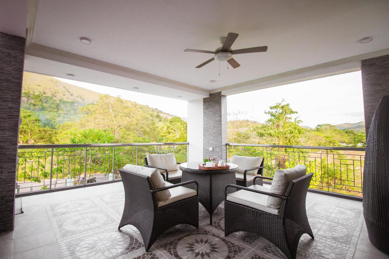 Bella Villa Coron Buitenkant foto
