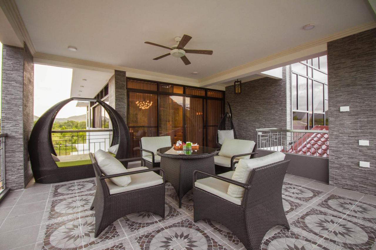 Bella Villa Coron Buitenkant foto
