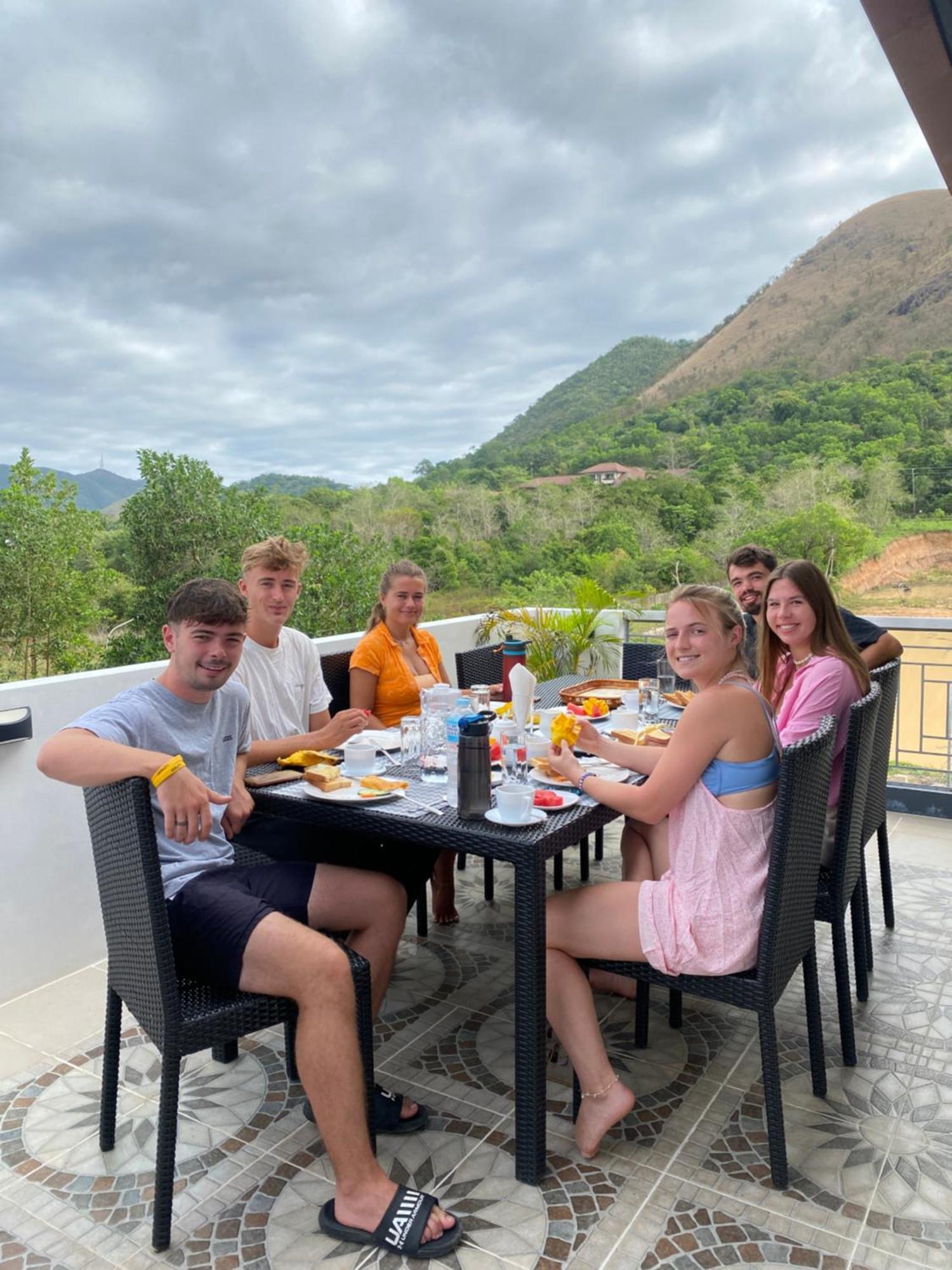 Bella Villa Coron Buitenkant foto